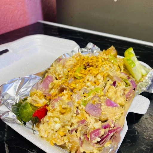 S. chicken sisig